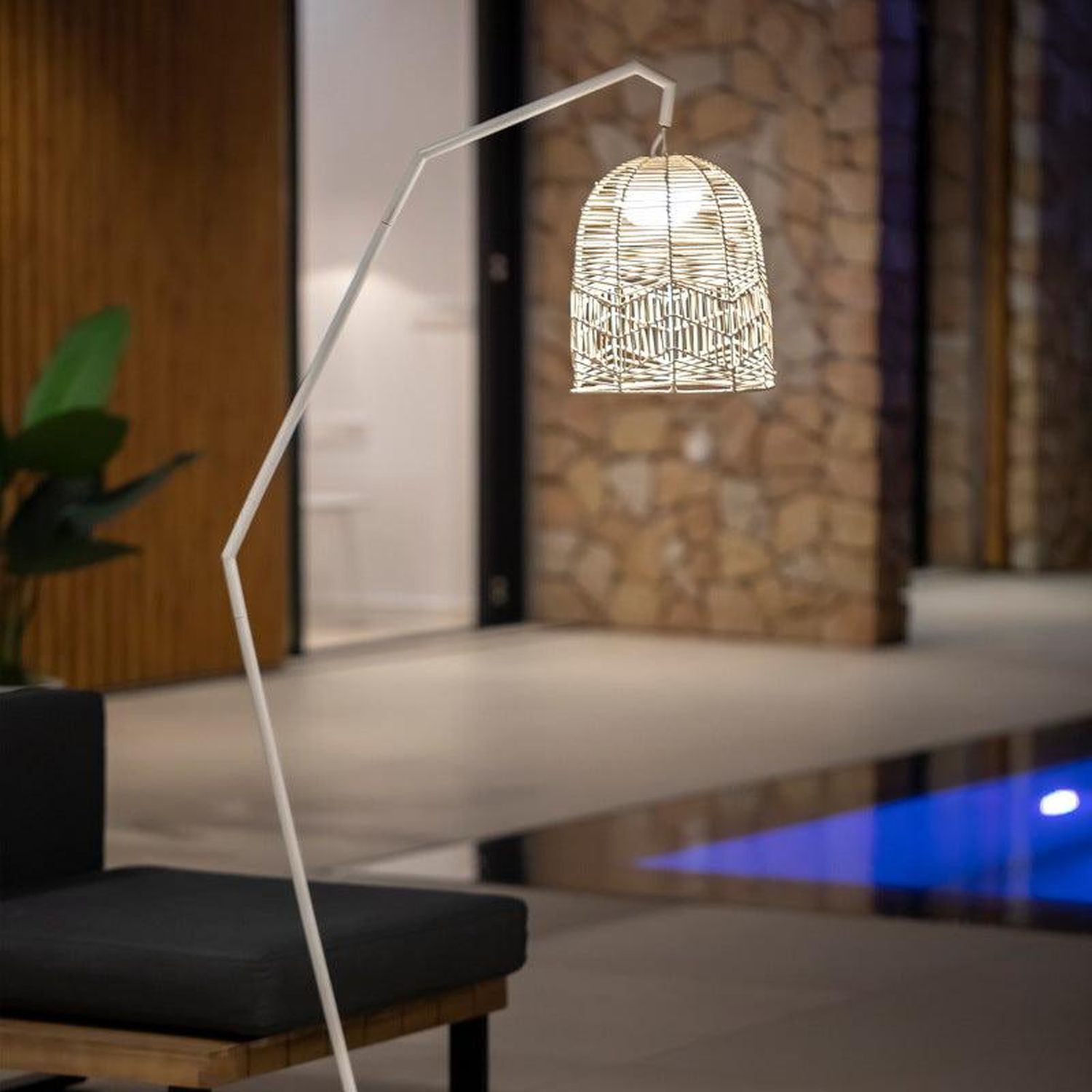 LED Stehleuchte außen Akku 165 cm hoch IP54 2700 K dimmbar