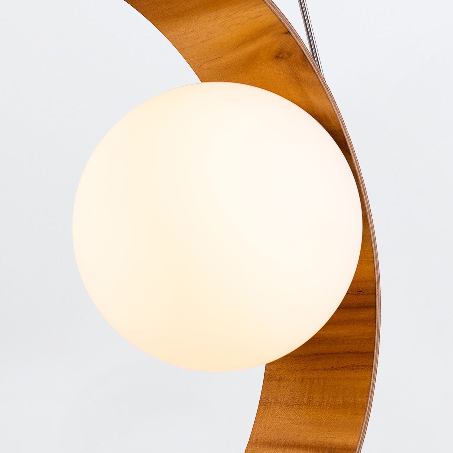 Lampe, Teller, Holz