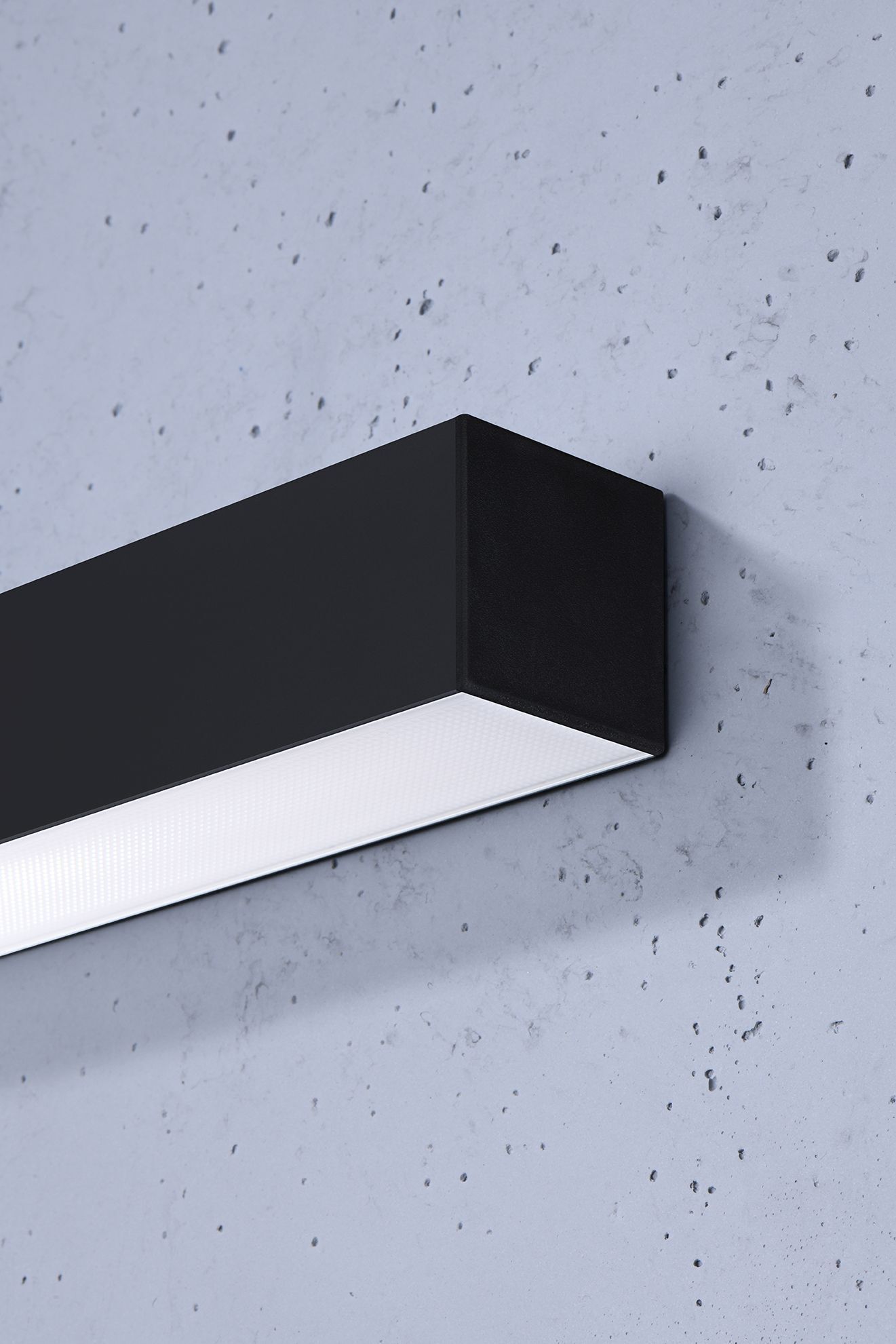 LED Wandleuchte Schwarz Metall 118 cm lang 4000 K 3640 lm