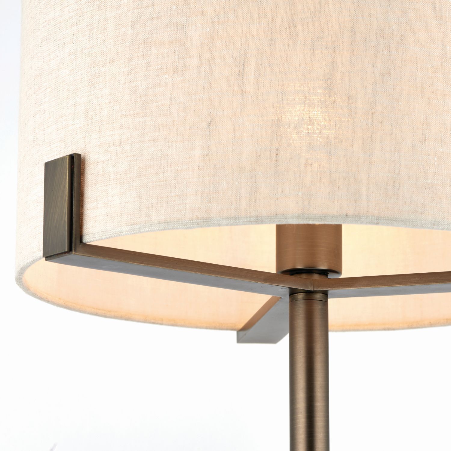 Tischleuchte Metall Stoff 59 cm in Bronze Weiß Modern