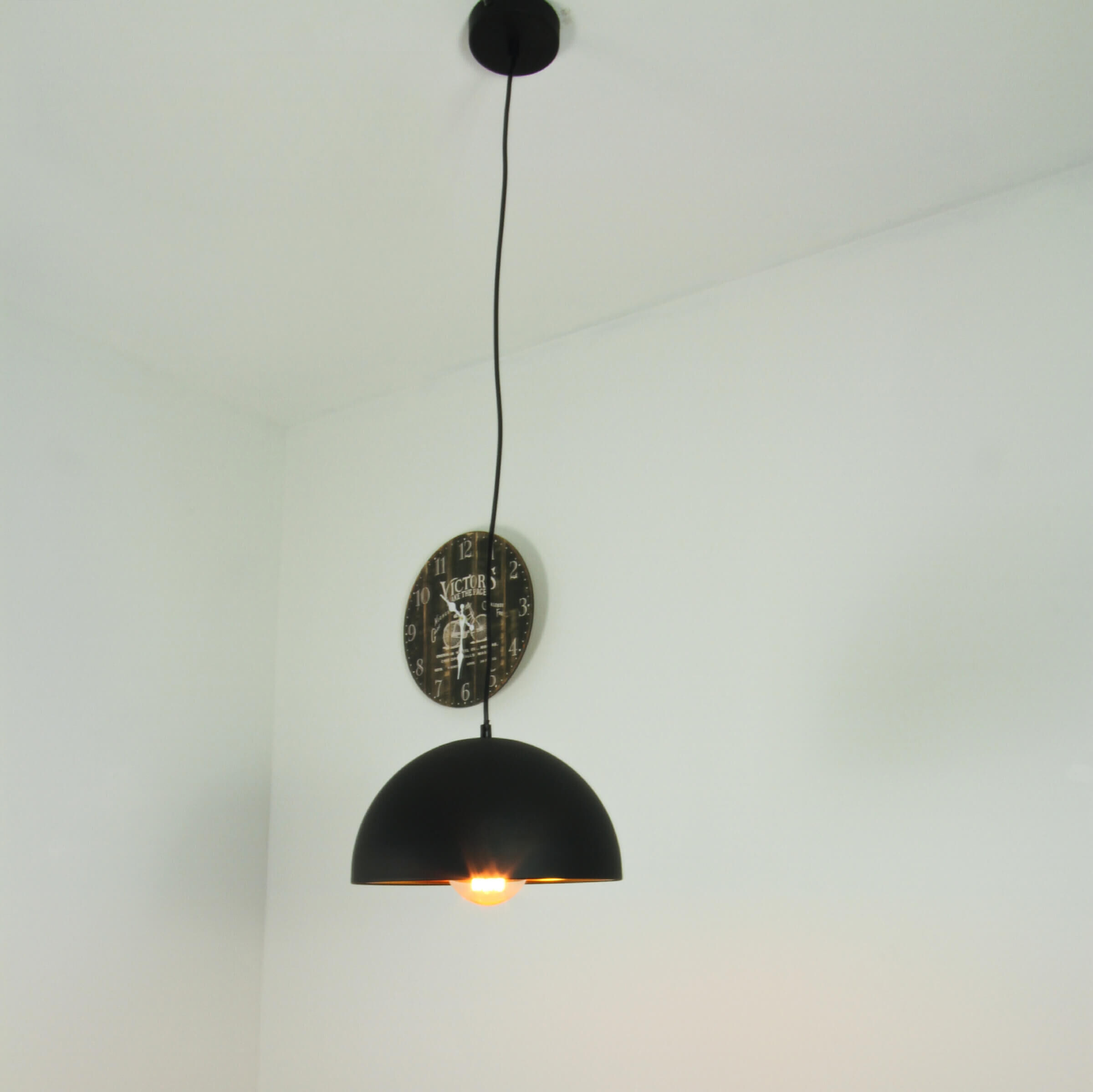 Loft Pendelleuchte schwarz/gold