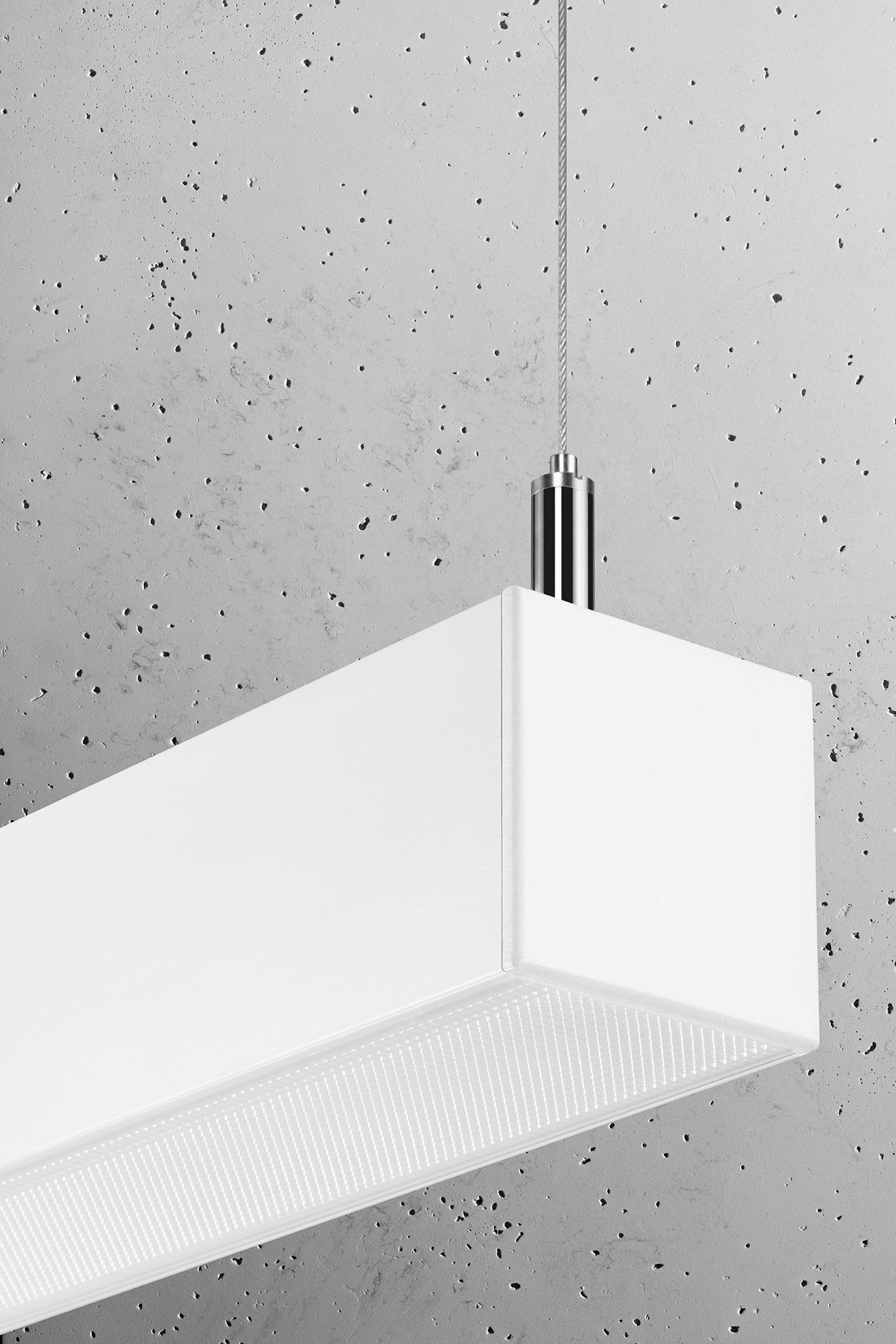 LED Hängeleuchte Weiß lang 150 cm 3000 K 4940 lm