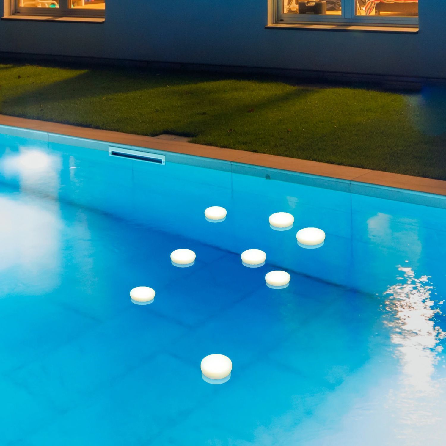 LED Poolleuchte ohne Bohren Farbwechsel dimmbar IP68 Ø 12 cm
