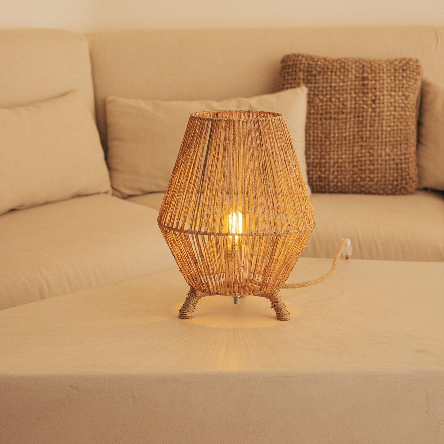 Beistelllampe Dreibein Rattan H: 32,5 cm E27 YILAN
