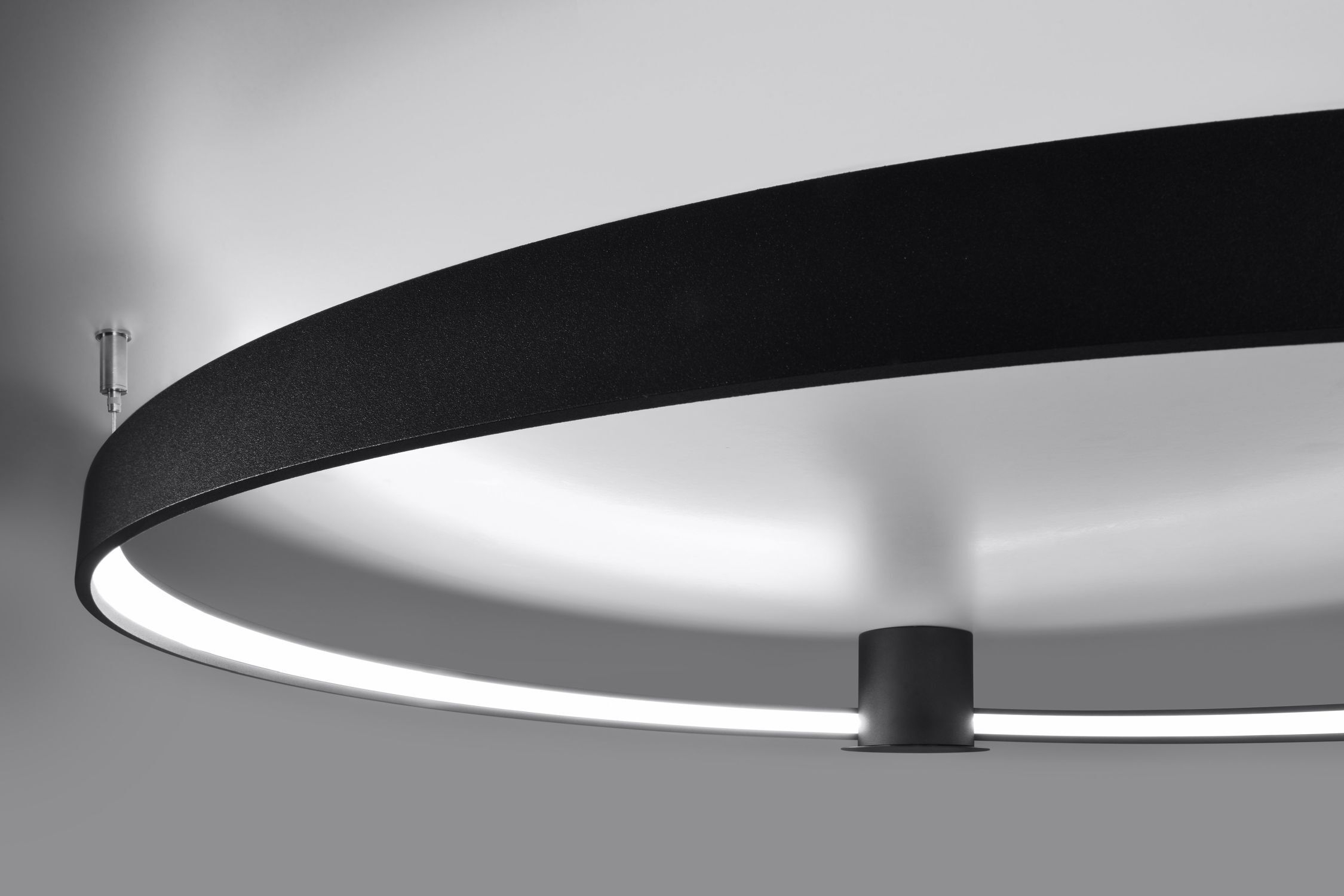 LED Deckenlampe Schwarz Ø 55 cm 4000 K Metall LAPIS