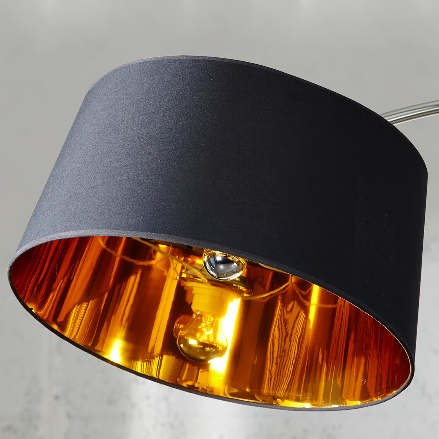 Design Bogenlampe BANGO 195 cm Schwarz Wohnzimmer